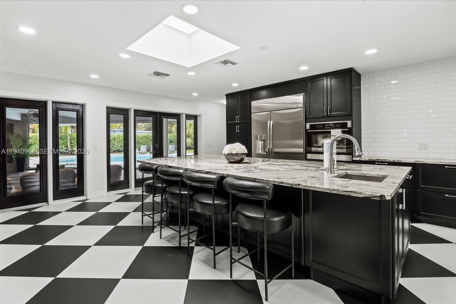 METES AND BOUNDS - Residential