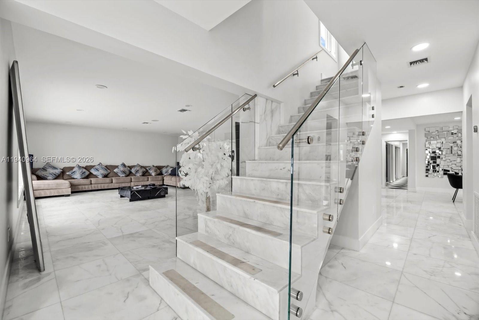 METES AND BOUNDS - Residential