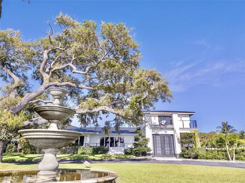 Photo of 2611 S Indian River Dr, Fort Pierce, FL 34950 (MLS # A11940964)