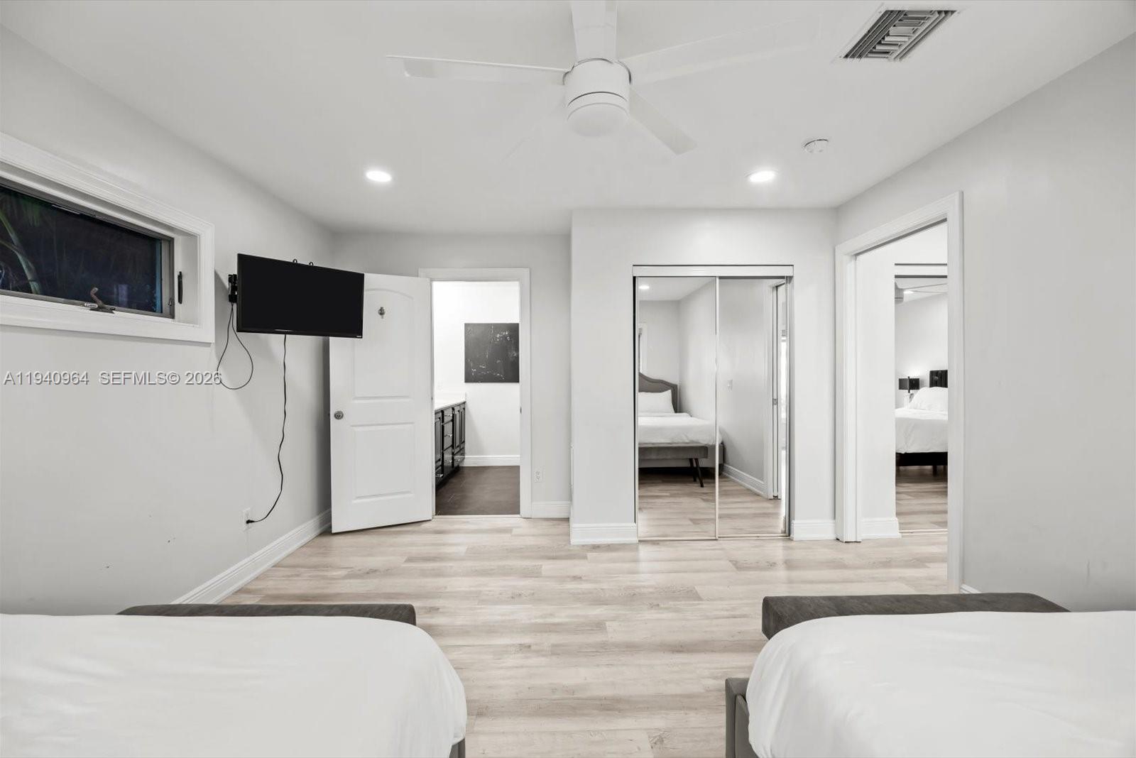 METES AND BOUNDS - Residential