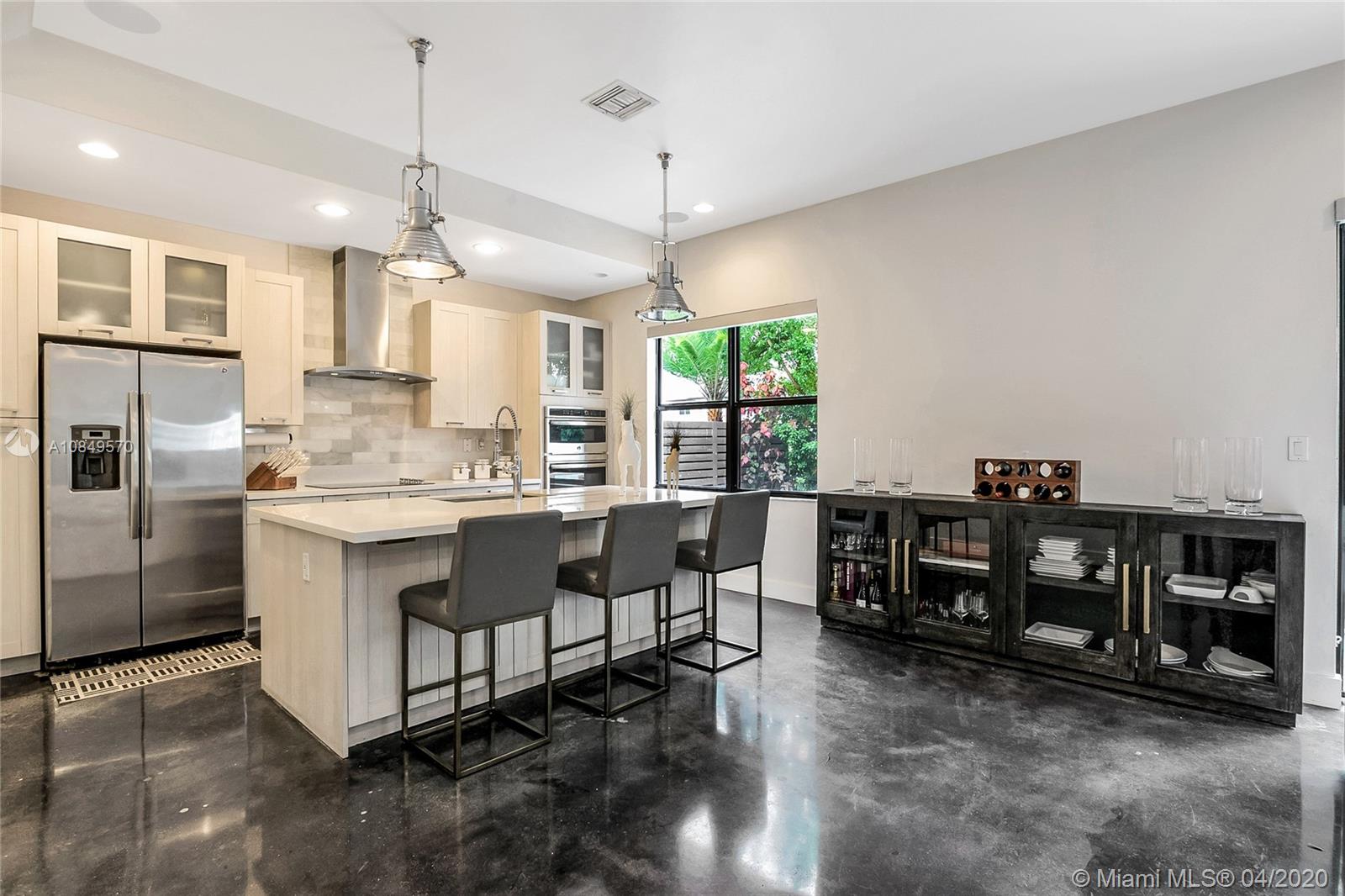 CRESTVIEW WEST - Residential