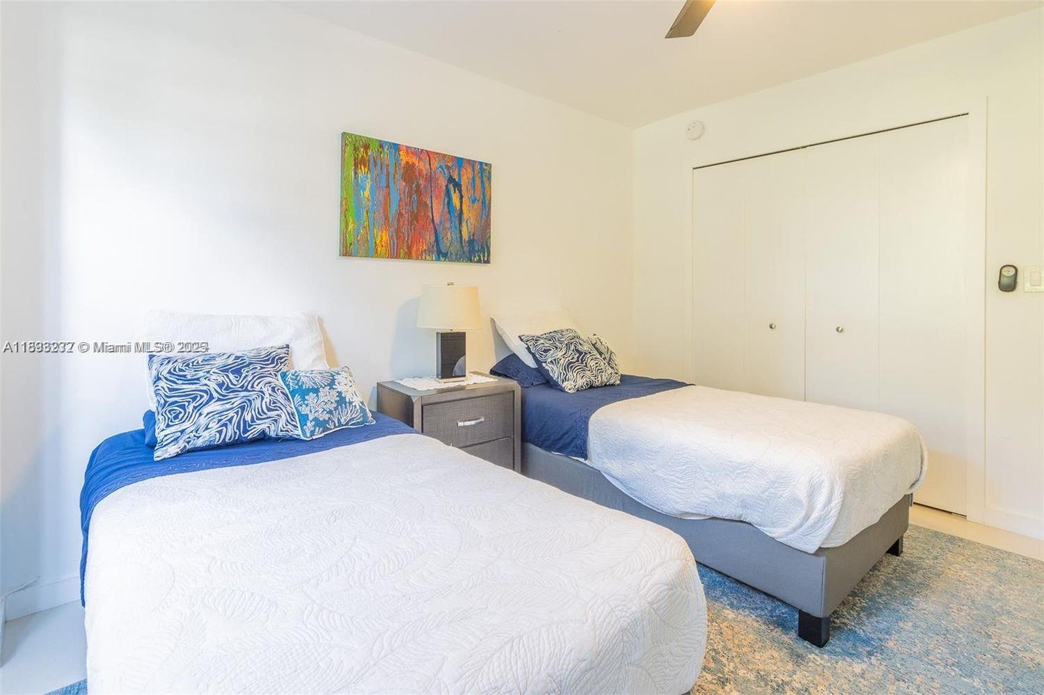 ADMIRALS PORT CONDO WEST - Residential