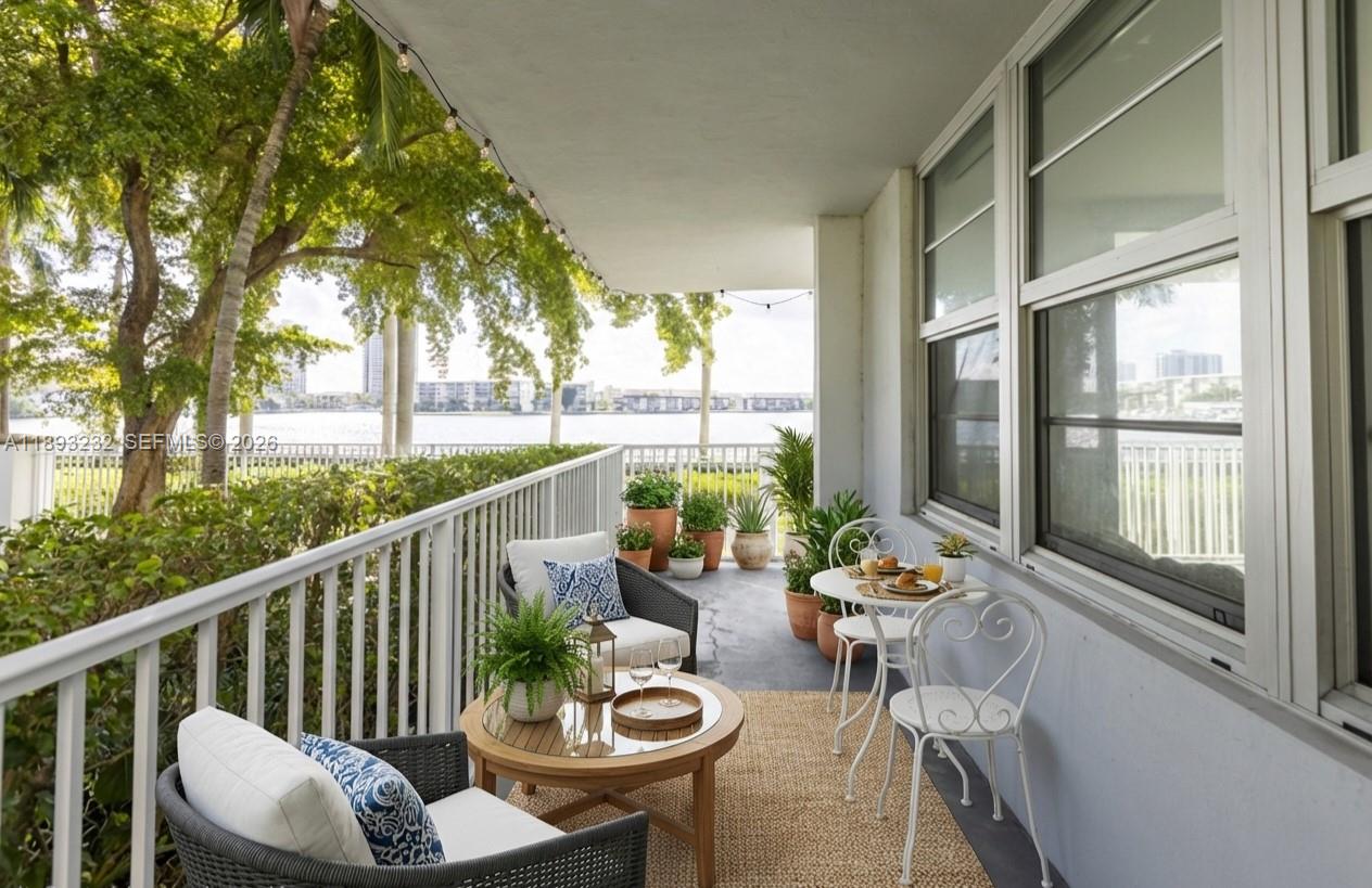 ADMIRALS PORT CONDO WEST - Residential