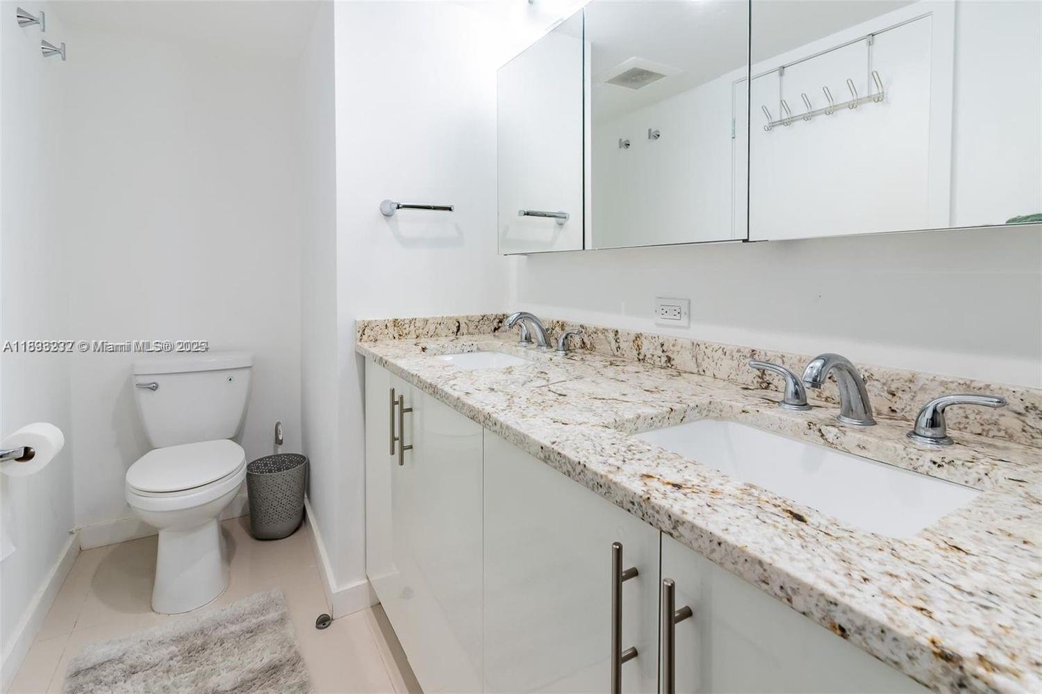 ADMIRALS PORT CONDO WEST - Residential
