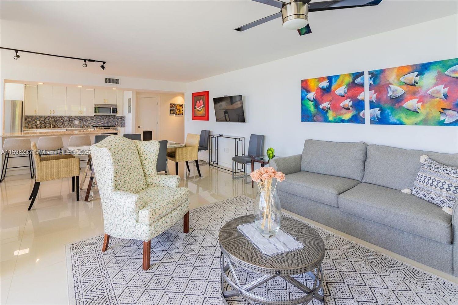 ADMIRALS PORT CONDO WEST - Residential