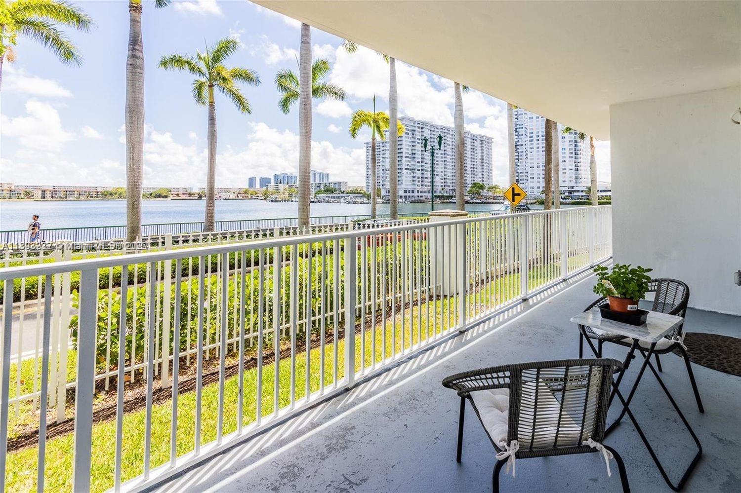 ADMIRALS PORT CONDO WEST - Residential