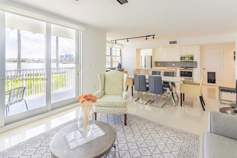 2801 NE 183rd St 116W Aventura FL 33160