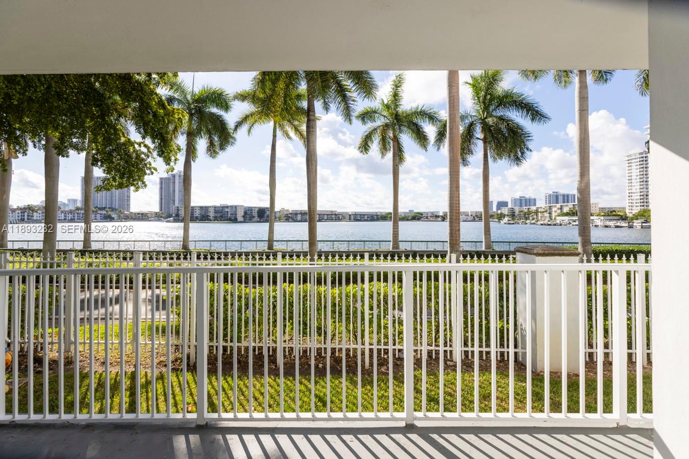 ADMIRALS PORT CONDO WEST - Residential