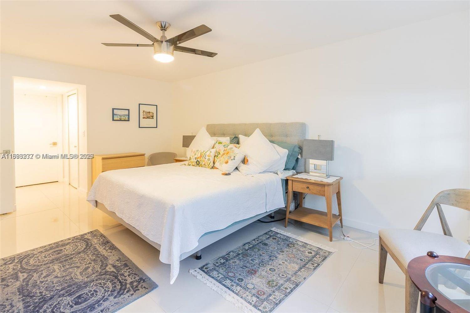 ADMIRALS PORT CONDO WEST - Residential