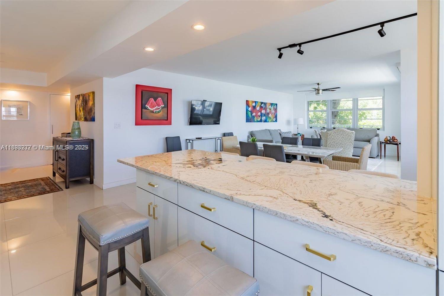 View photos, virtual tours, details... 2801 NE 183rd St 116W