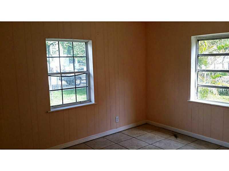 GRIFFING BISCAYNE PK EST - Residential