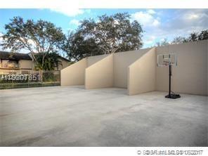 EVERGLADES SUGAR & LAND C - Residential Lease