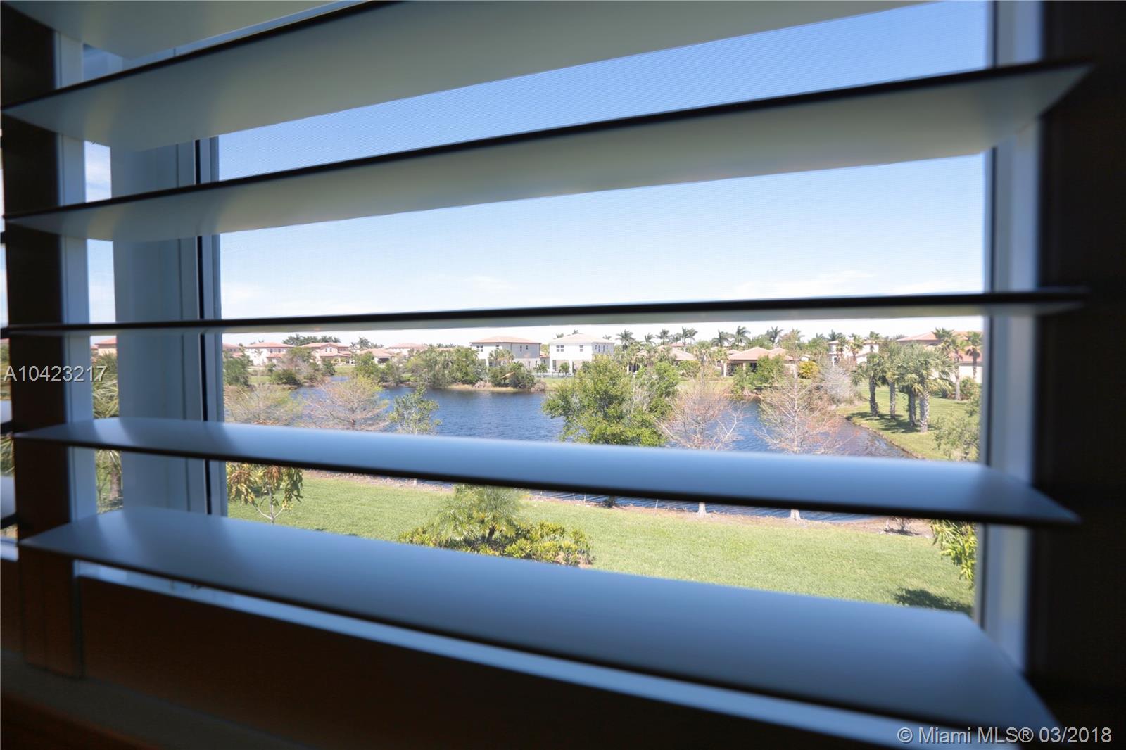 LOXAHATCHEE RESERVE NORTH - Residential