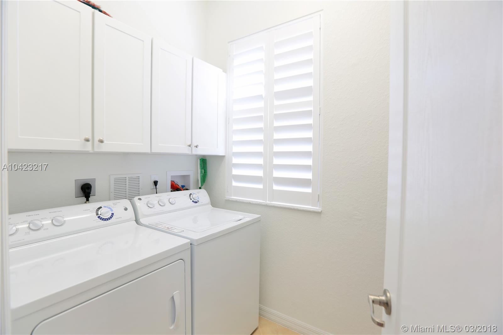 LOXAHATCHEE RESERVE NORTH - Residential