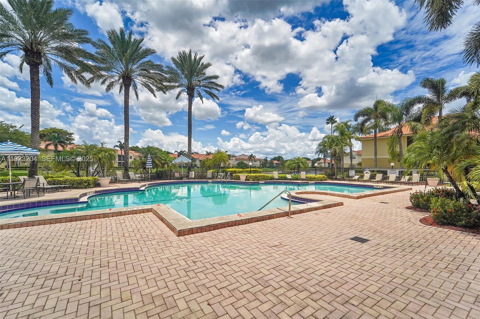 ROYAL POINCIANA CONDO - Residential Lease