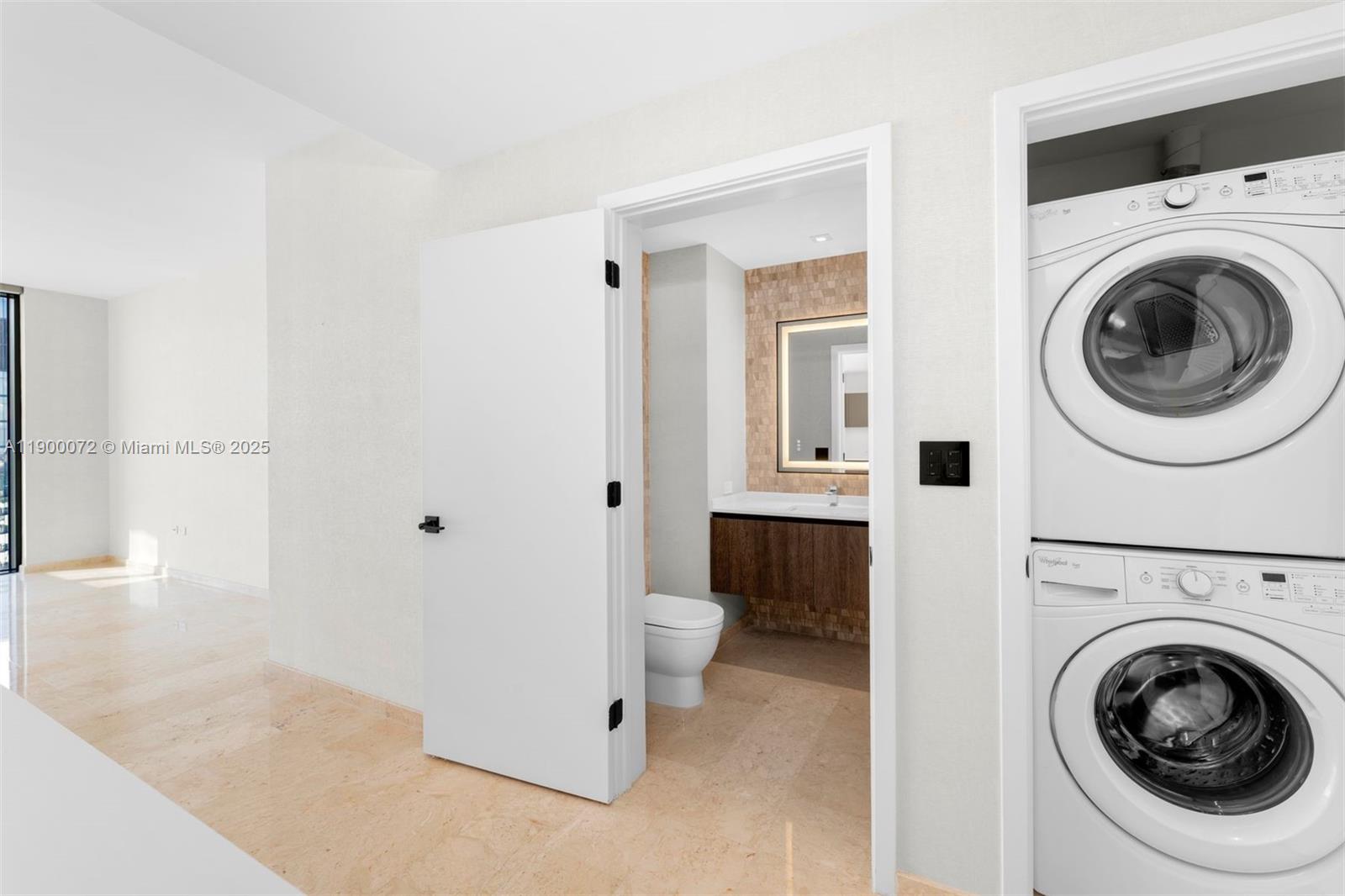 RISE CONDO - Residential