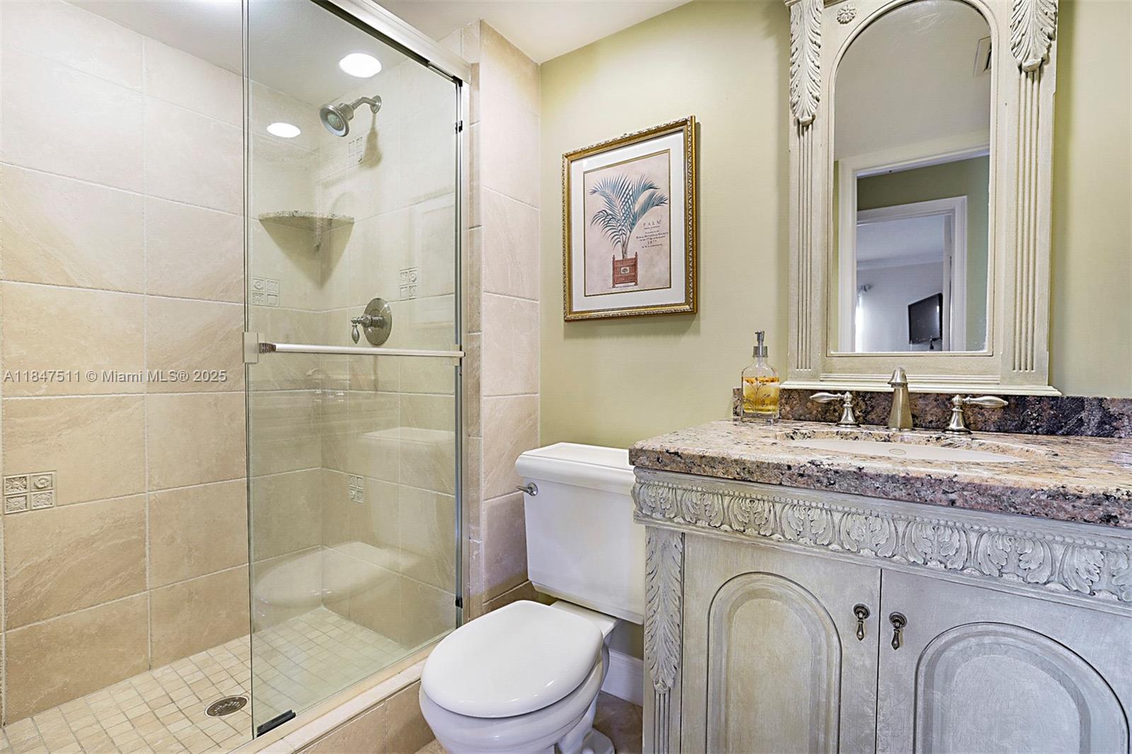 BROADVIEW CONDO - Residential