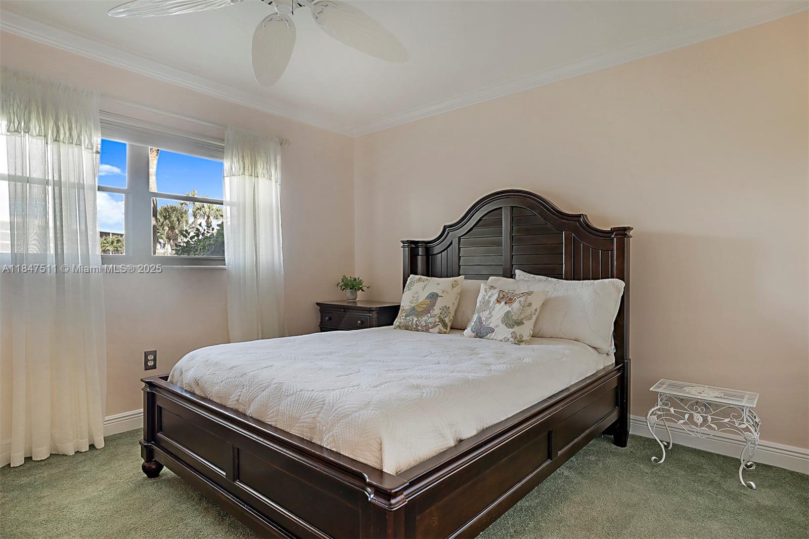 BROADVIEW CONDO - Residential