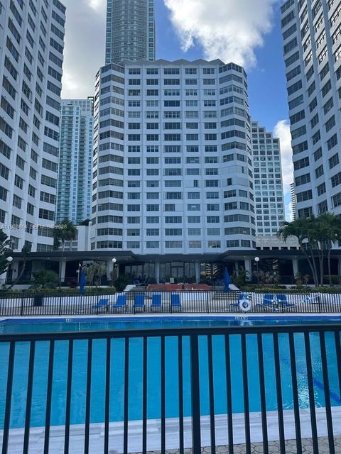 825 Brickell Bay Dr 342 Miami FL 33131