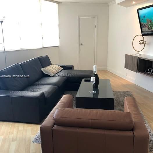 825 Brickell Bay Dr 342