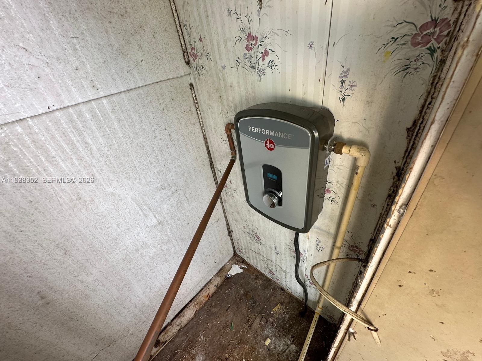 AMERICANA VILLAGE CONDO - Residential