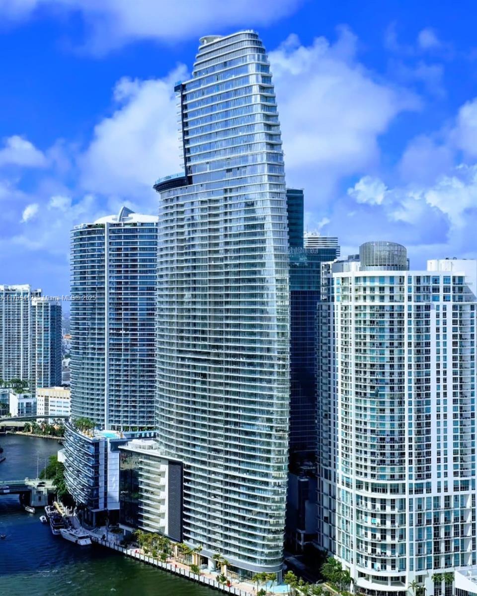 Property for Sale at 300 Biscayne Blvd Way 4603, Miami, Broward County, Florida - Bedrooms: 3 
Bathrooms: 5  - $4,800,000