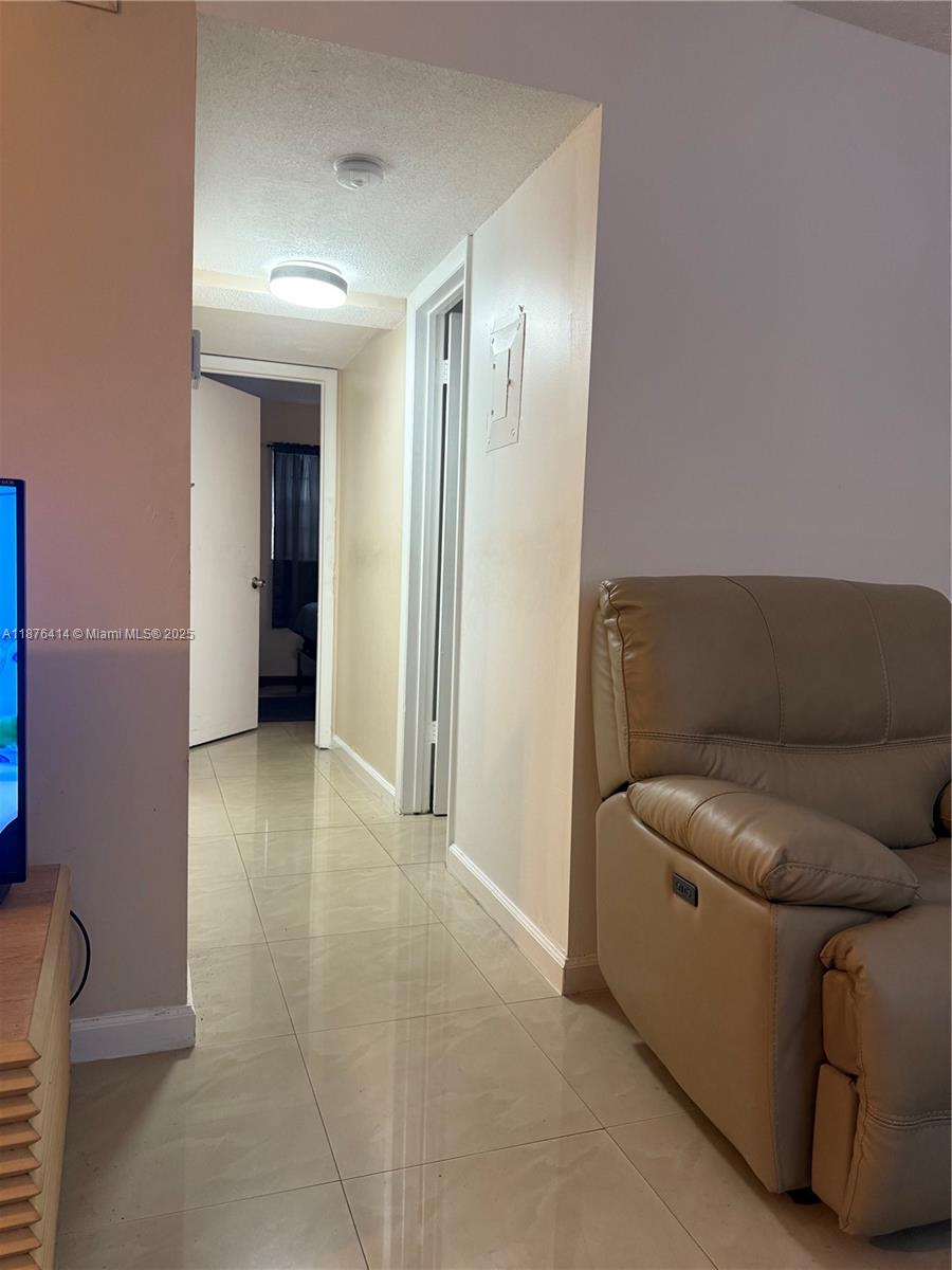 WARRENTON HOUSE CONDO - Residential