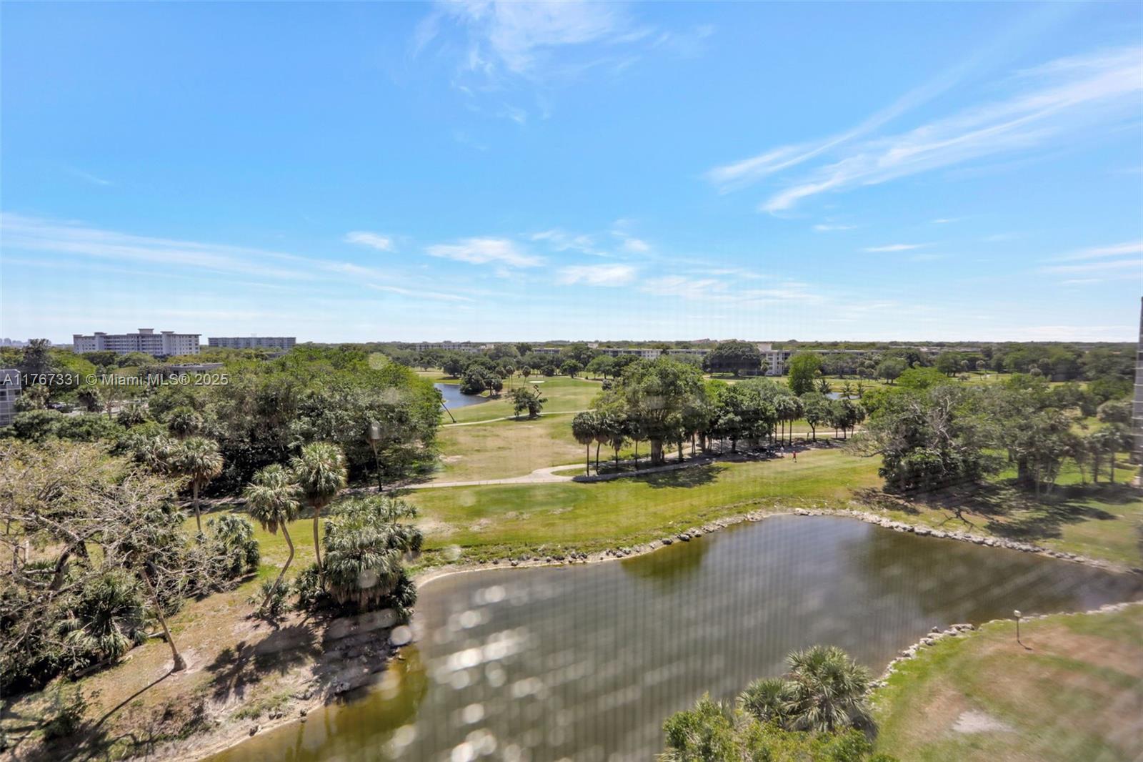 NO 112 PALM-AIRE COUNTRY - Residential