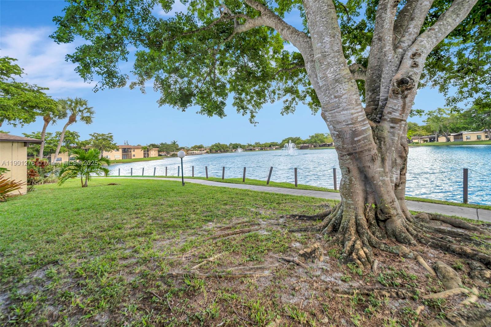 VILLAS AT CARRIAGE HILLS - Residential