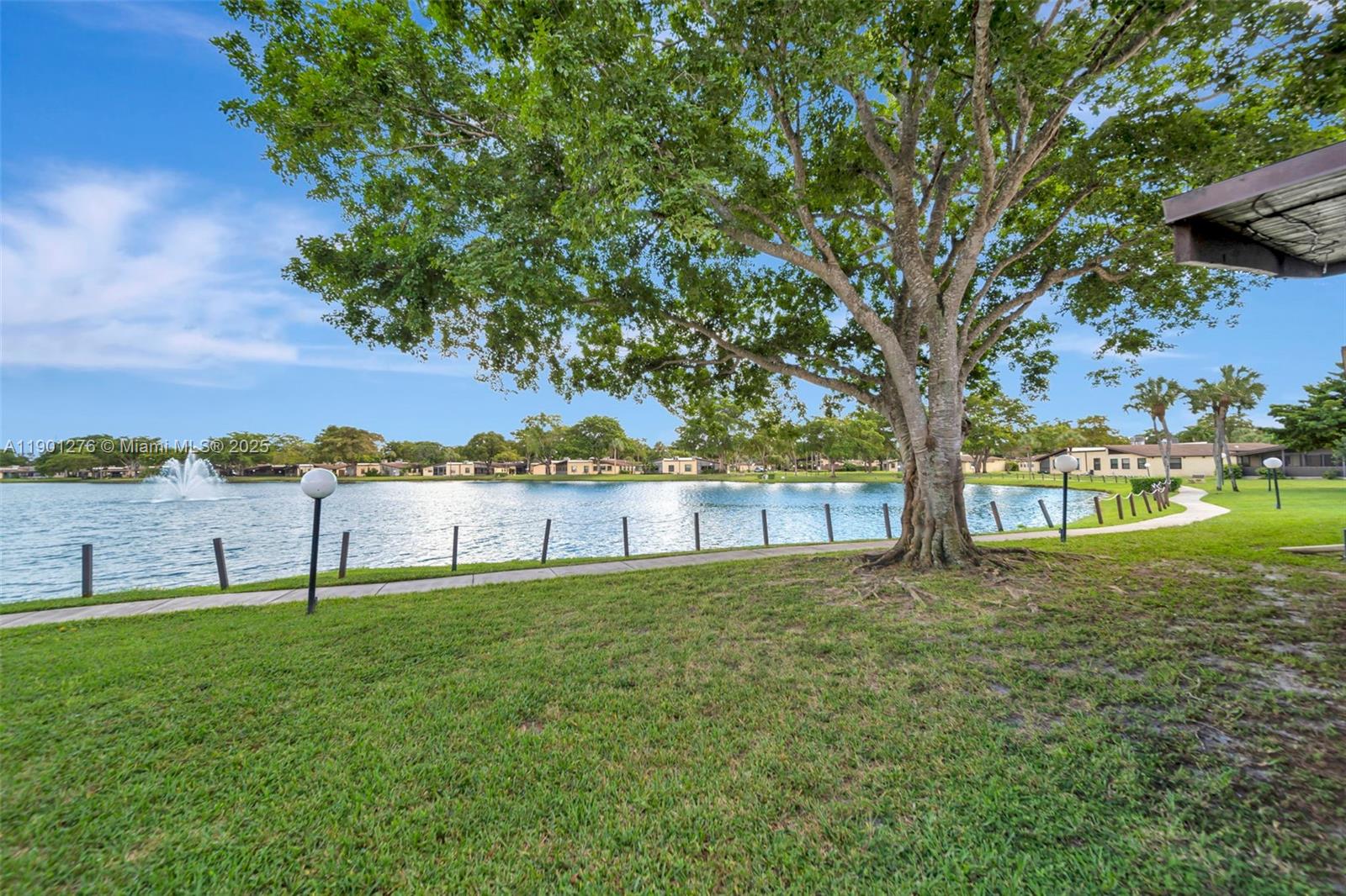 VILLAS AT CARRIAGE HILLS - Residential