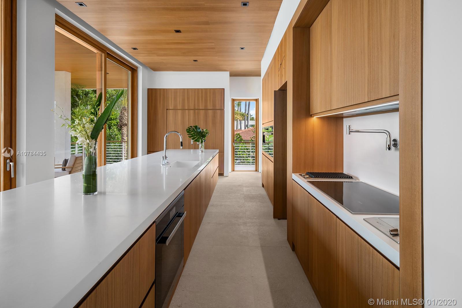 SUNSET ISLANDS II - Residential