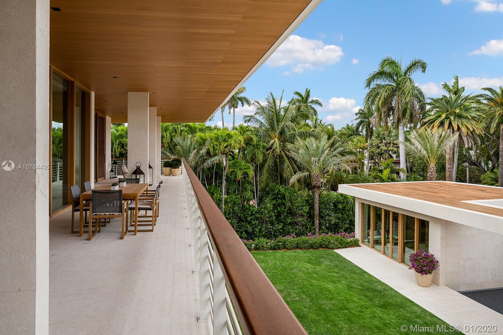SUNSET ISLANDS II - Residential