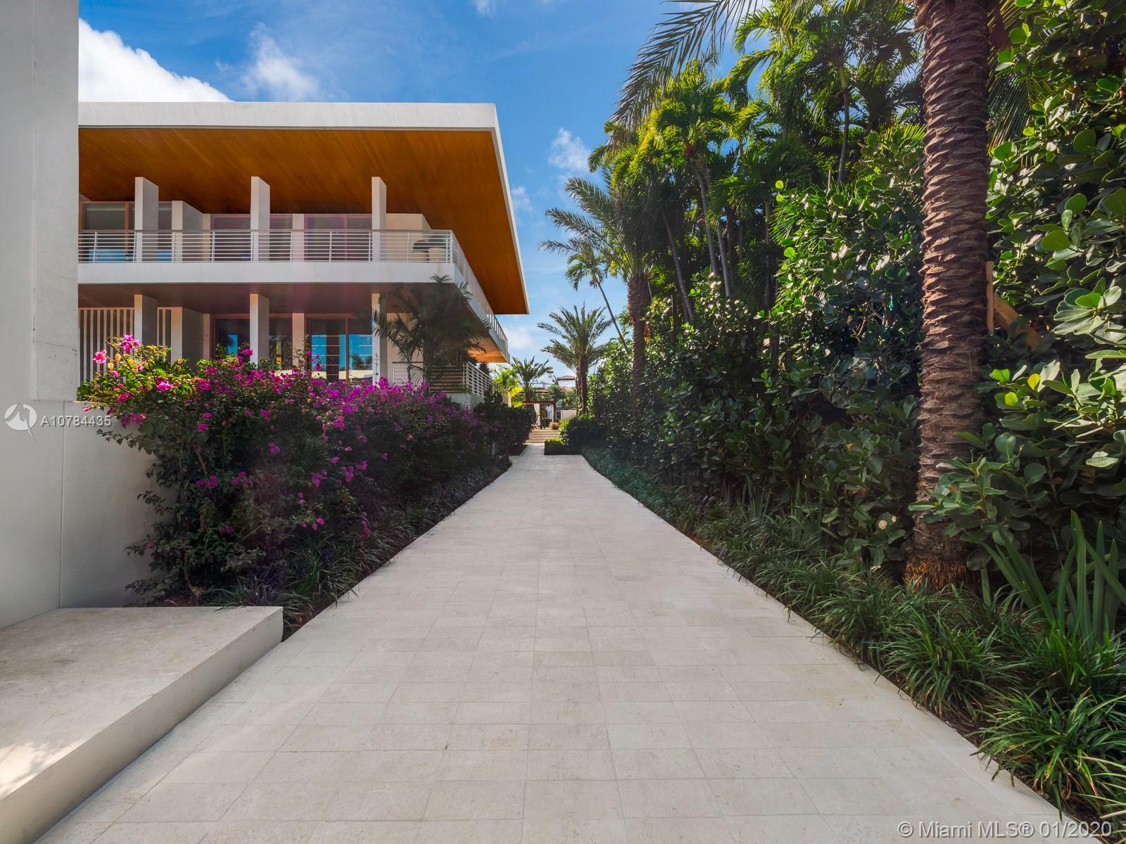 SUNSET ISLANDS II - Residential