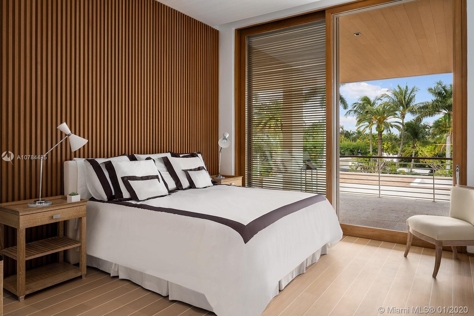 SUNSET ISLANDS II - Residential