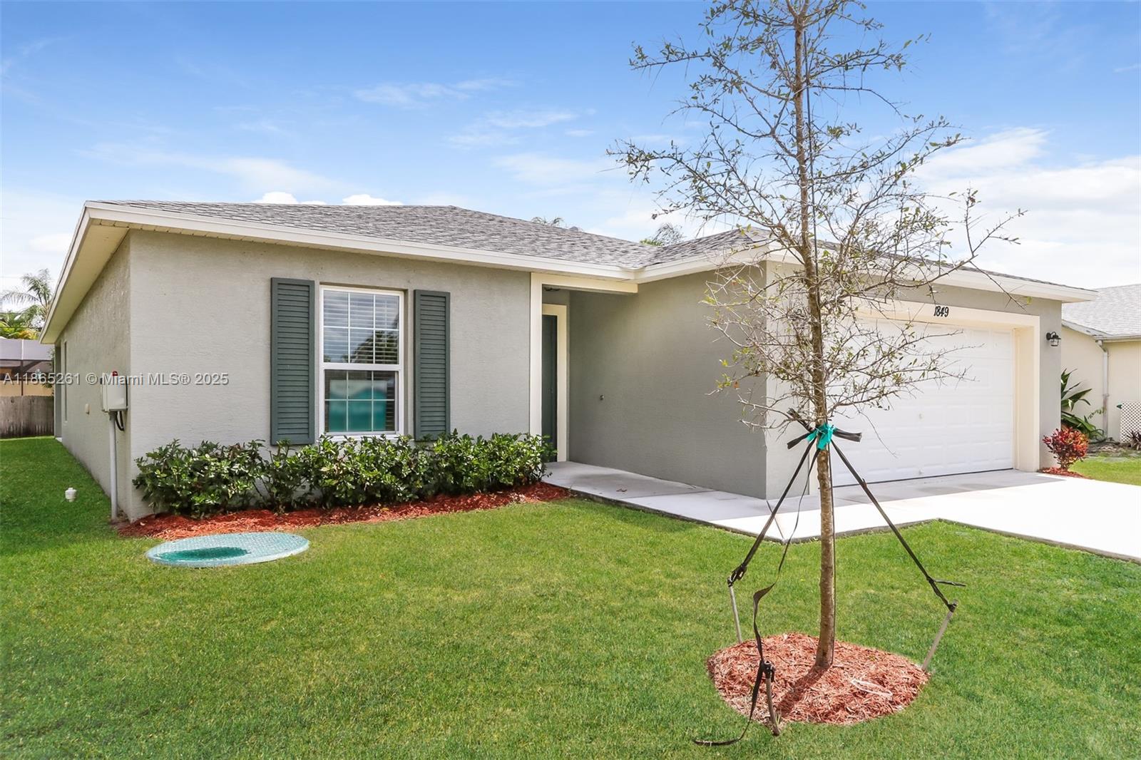 Adorable home ready for move in! This home offers 4 bedroom and 2 bathrooms located in beautiful place. In addition, this home features tile and carpeted floors. Home has 2 attached car garage space. The modern kitchen is equipped with modern appliances and offers updated cabinets with plenty of storage space. The beautiful patio offers plenty of open space for enjoying gorgeous days outdoors. Home has neutral paint throughout. This home won't last long. Apply today!
NOTE: Resident is responsible for installing their own washer & dryer. Move in dates are tentative and subject to change. All our homes convey in safe, clean & fully functional conditions. Prices and availability are subject to change at any time.