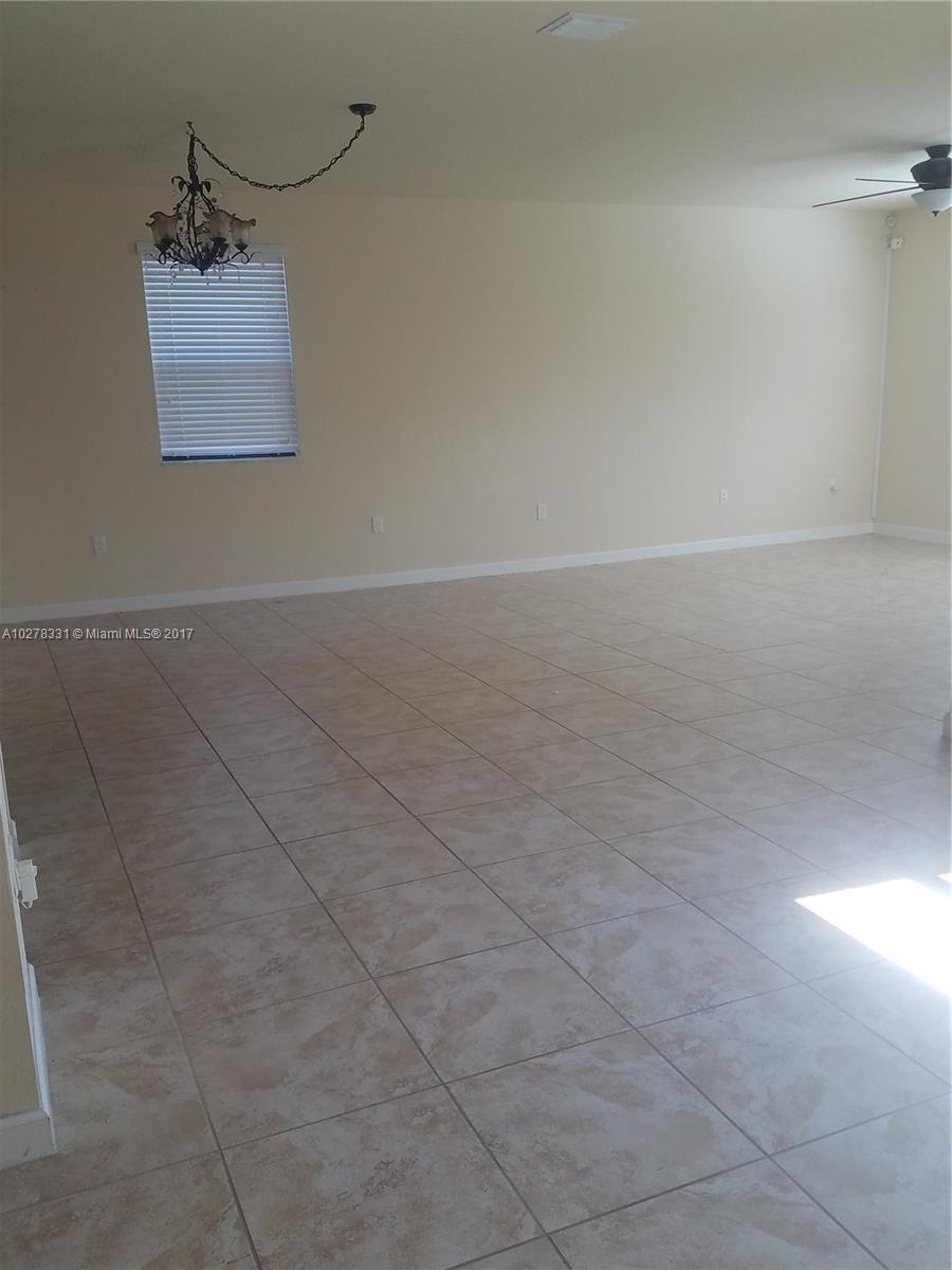 BAYWINDS OF FLORES - Residential Lease