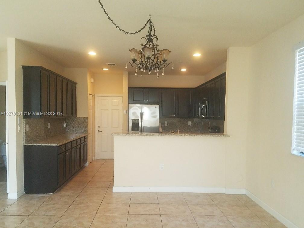 BAYWINDS OF FLORES - Residential Lease