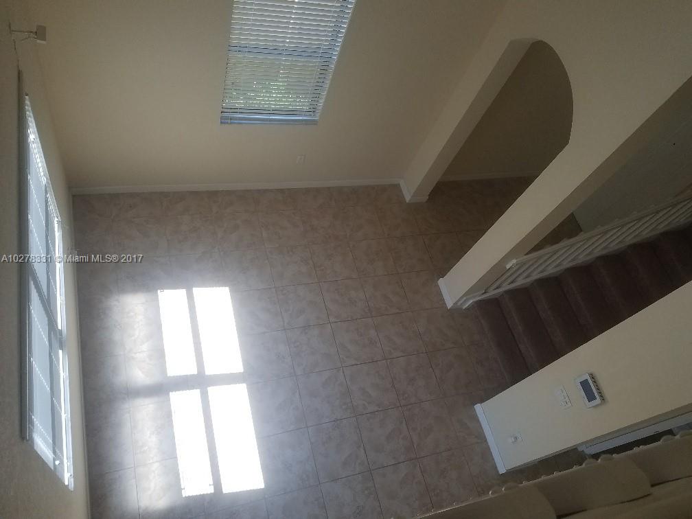 BAYWINDS OF FLORES - Residential Lease