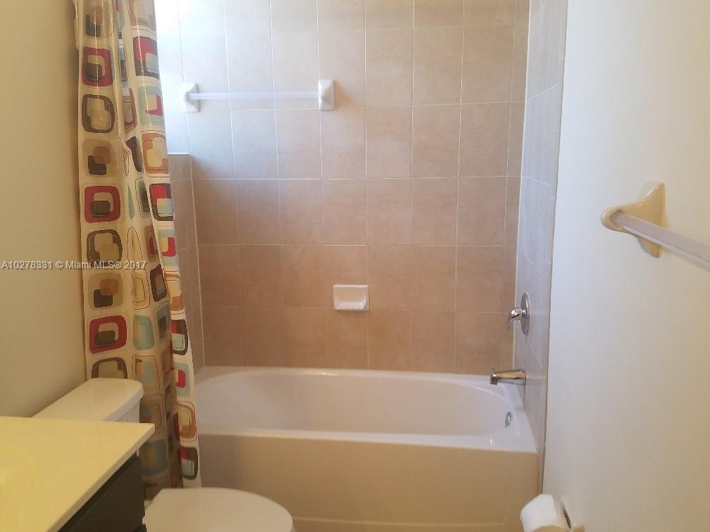 BAYWINDS OF FLORES - Residential Lease