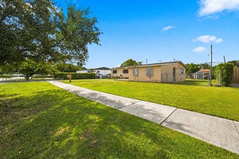 Tiny photo for 9500 Cutler Ridge Dr, Cutler Bay, FL 33157 (MLS # A12076793)
