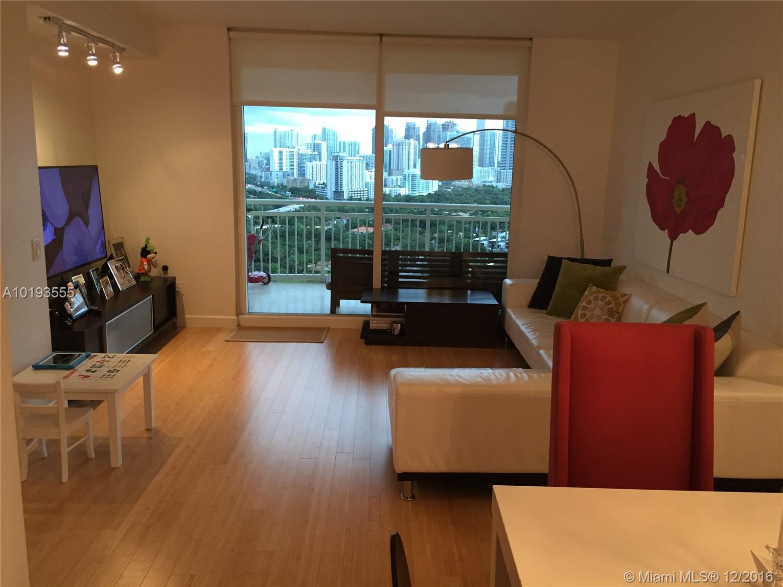 The Metropolitan Condo - Residential Lease