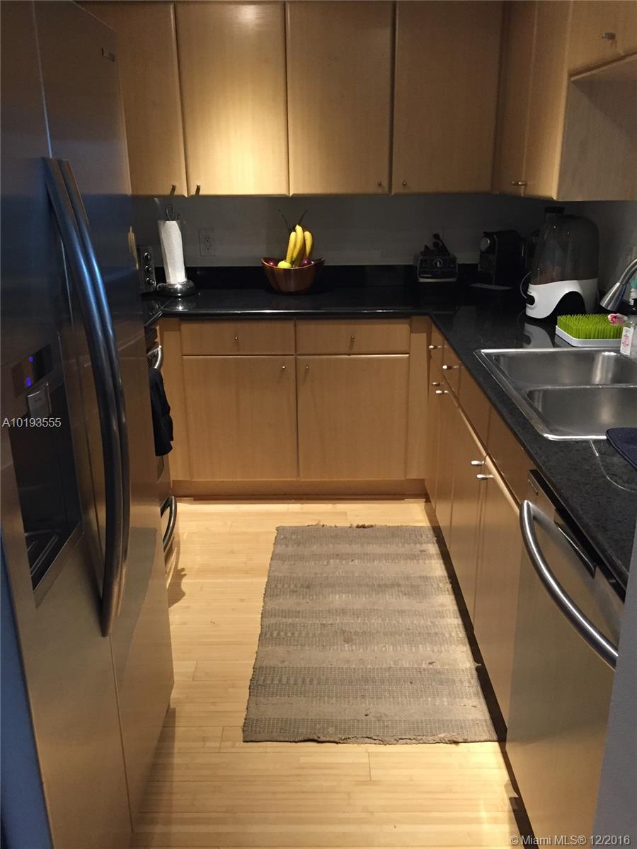 The Metropolitan Condo - Residential Lease