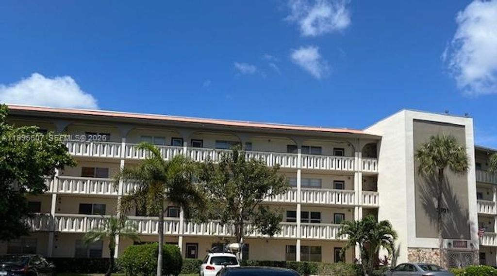 Photo of 3501 SE Bimini Ln #F3, Coconut Creek, FL 33066 (MLS # A11996607)
