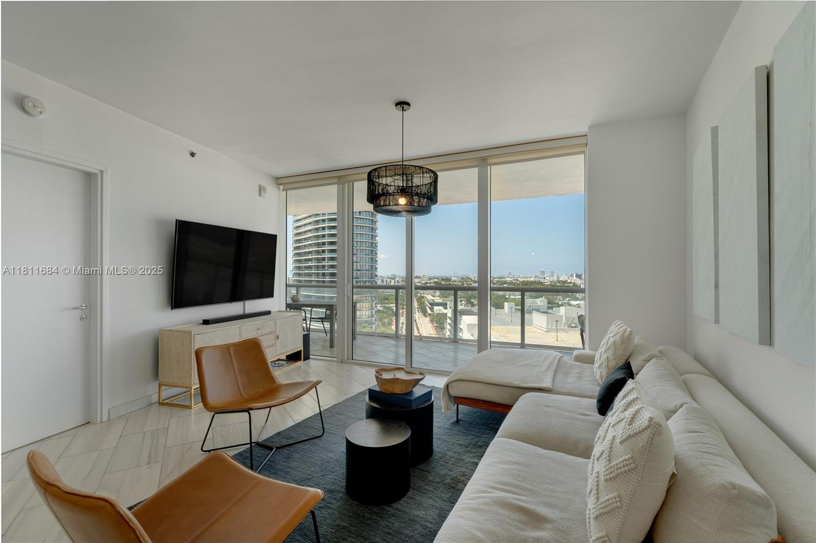 ICON CONDO - Residential Lease