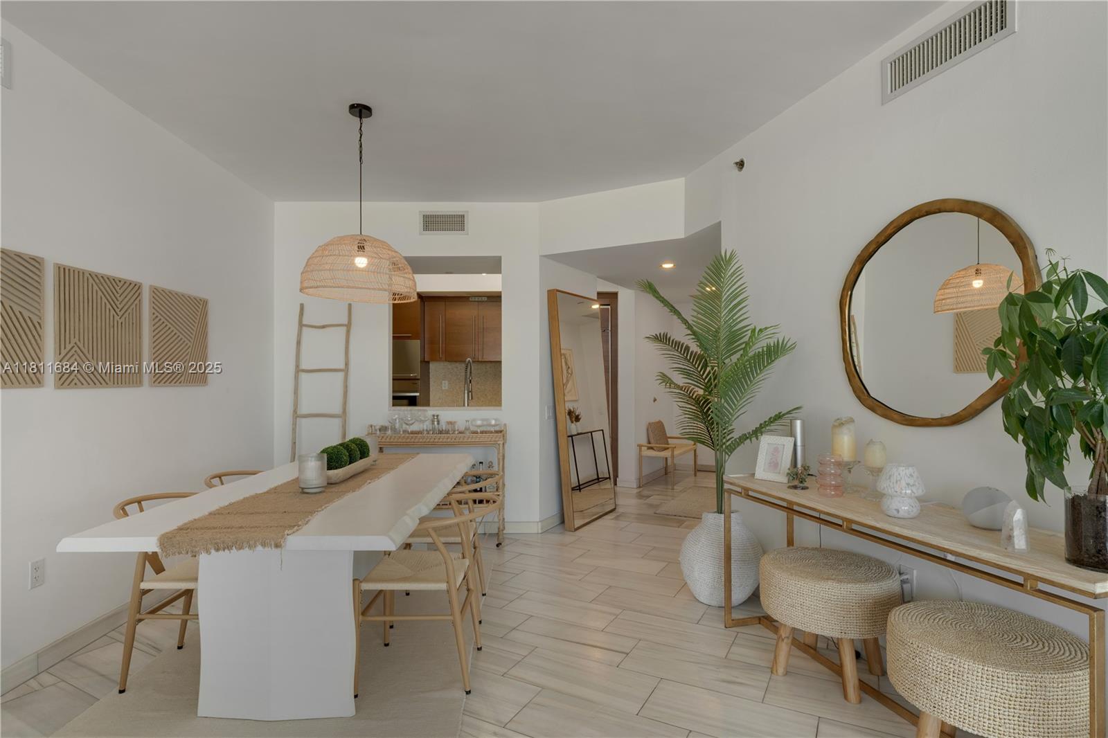 ICON CONDO - Residential Lease