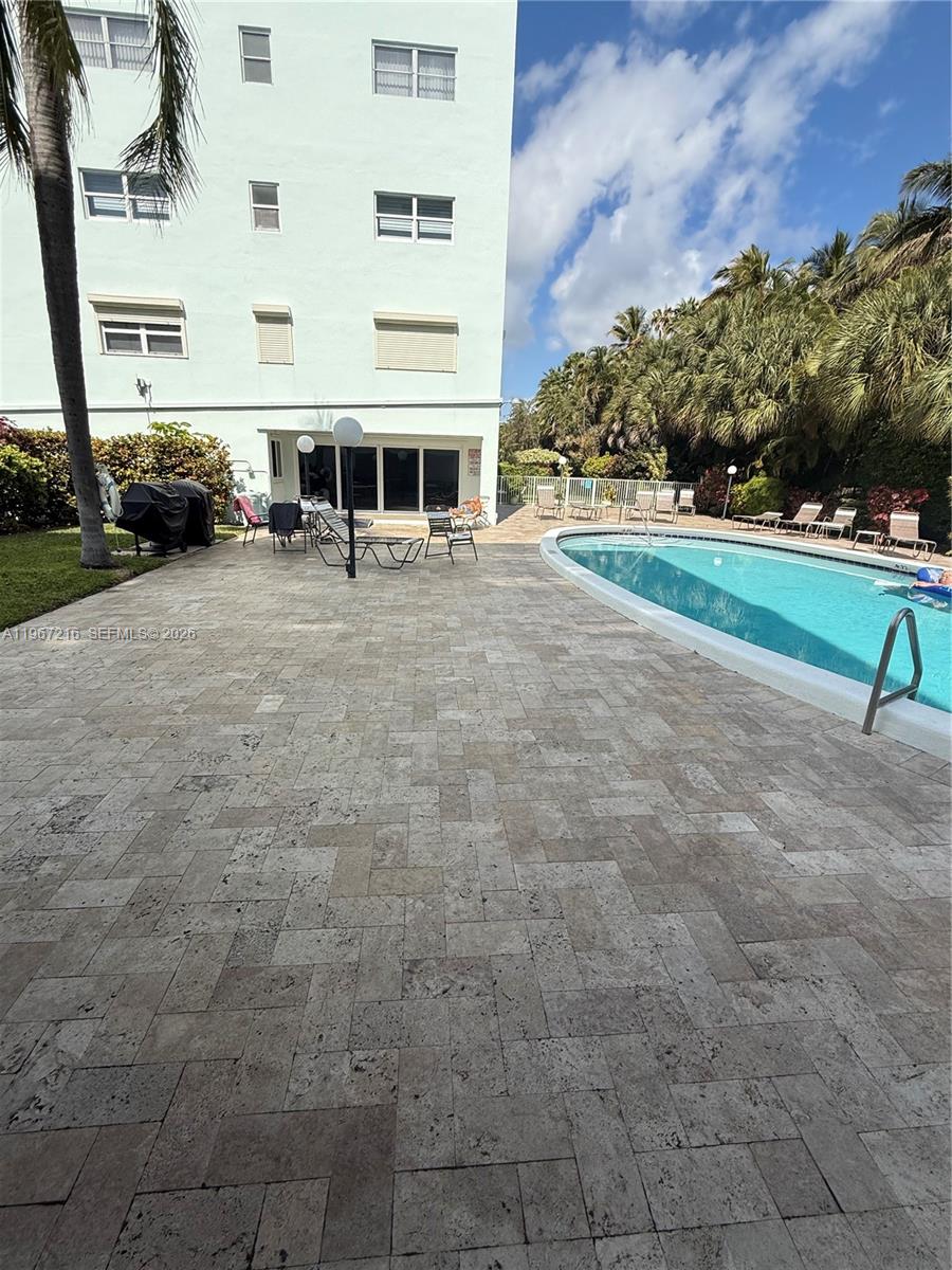 FAIRWAYS NORTH CO-OP - Residential