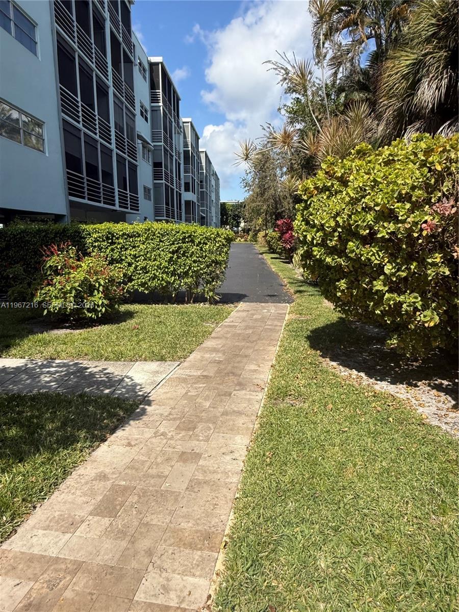 FAIRWAYS NORTH CO-OP - Residential