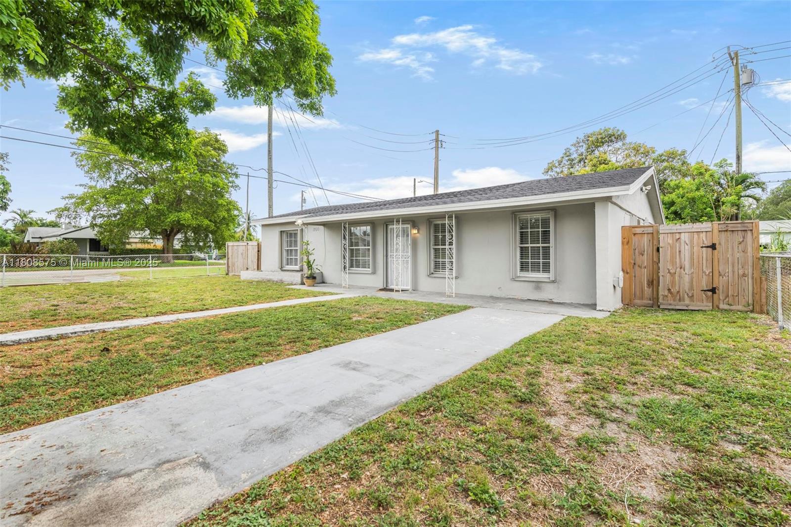 1200 NW 87th St