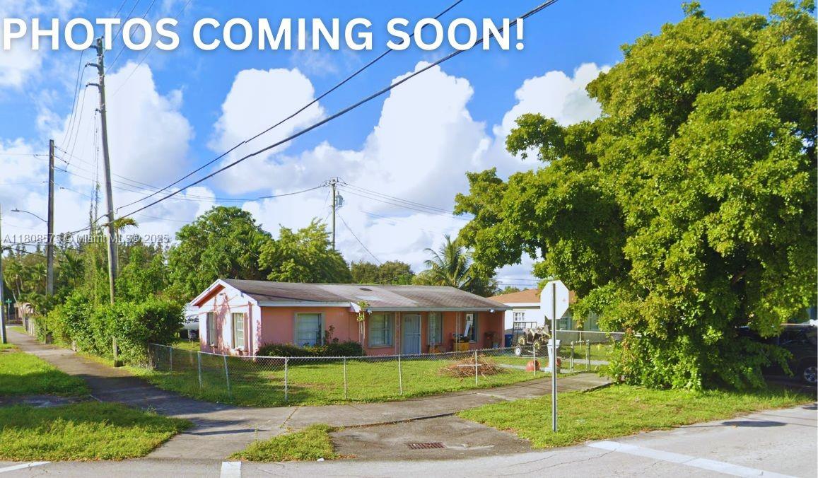1200 Nw 87th St, Miami, Broward County, Florida - 3 Bedrooms  
2 Bathrooms - 