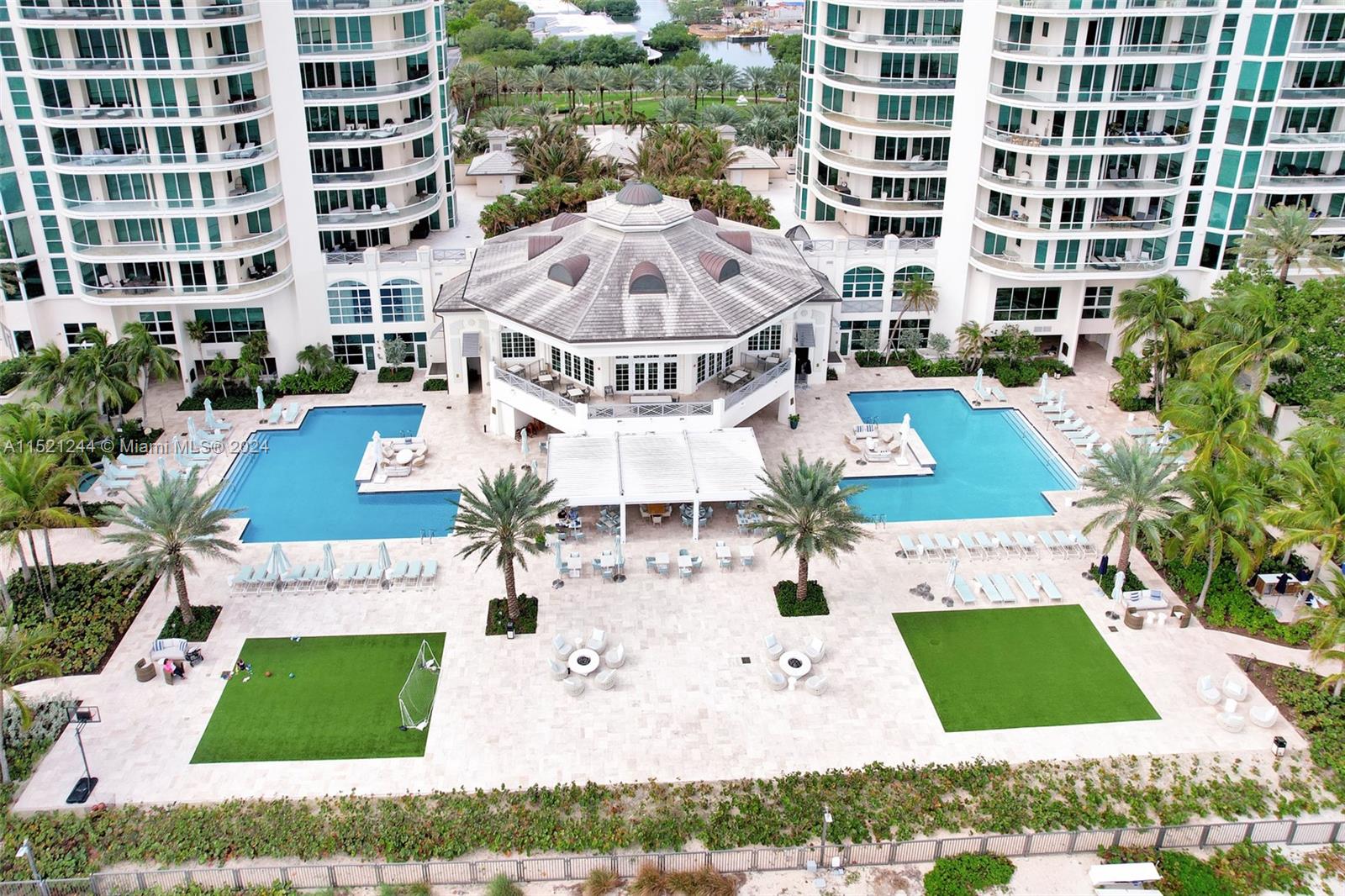TURNBERRY OCEAN COLONY - Residential